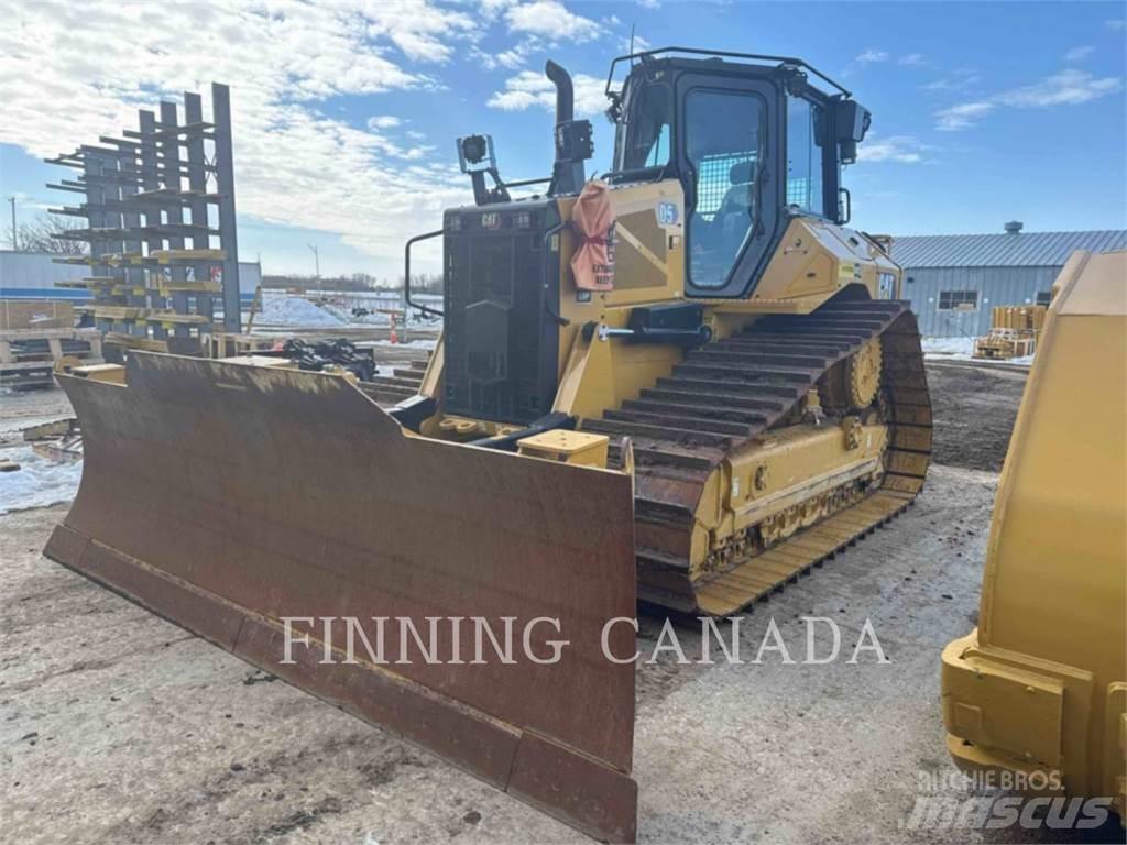 CAT D5-17 Crawler dozers