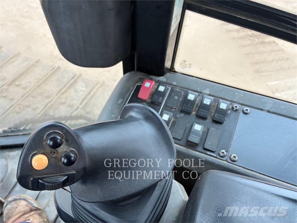 CAT D5K2LGP Crawler dozers