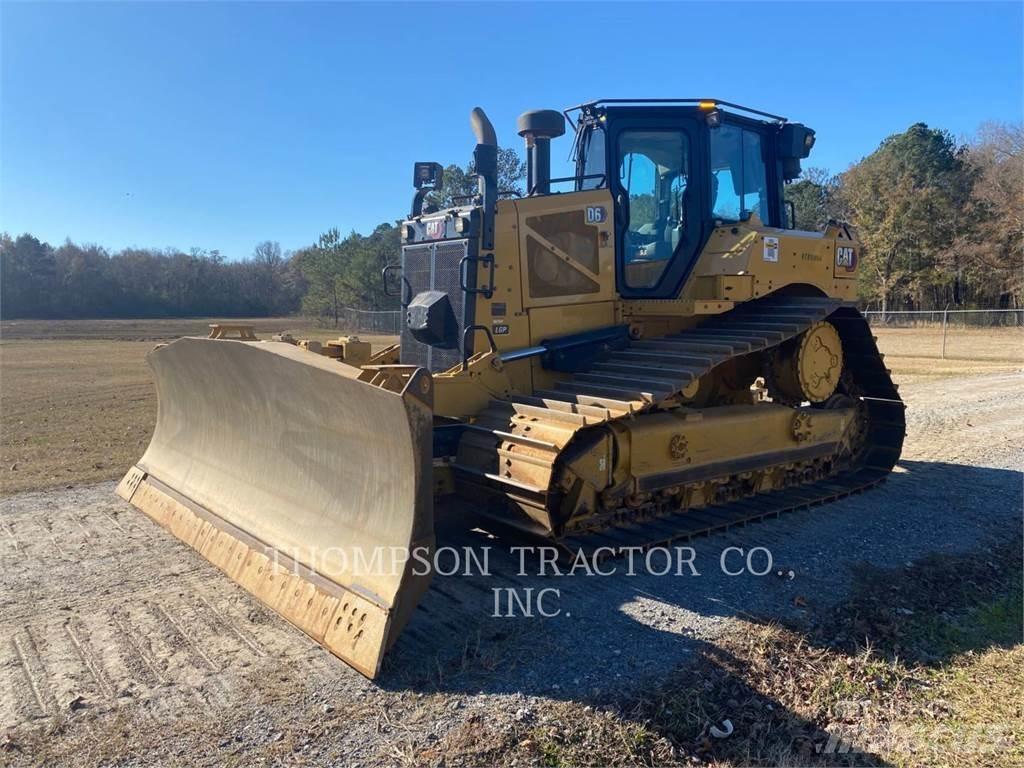 CAT D6 Crawler dozers