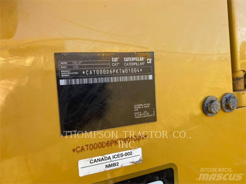 CAT D6 Crawler dozers