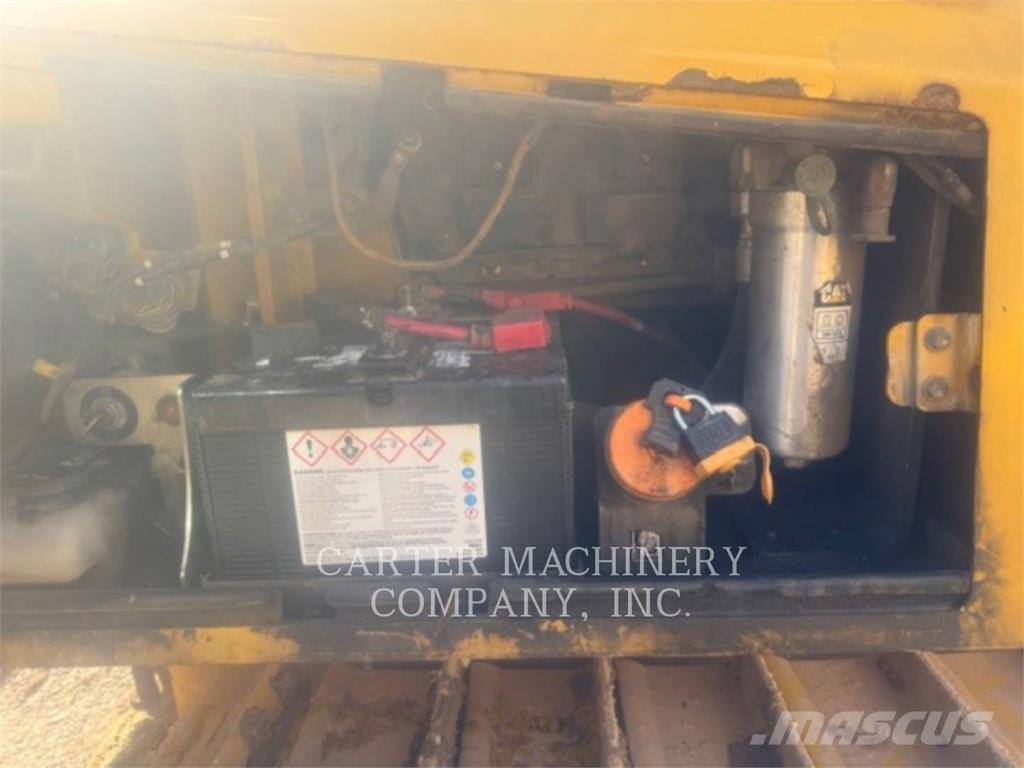 CAT D6K2 LGP Crawler dozers