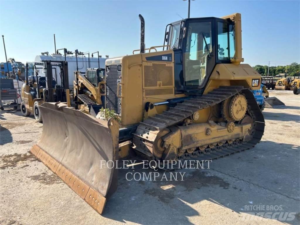 CAT D6NXL Crawler dozers