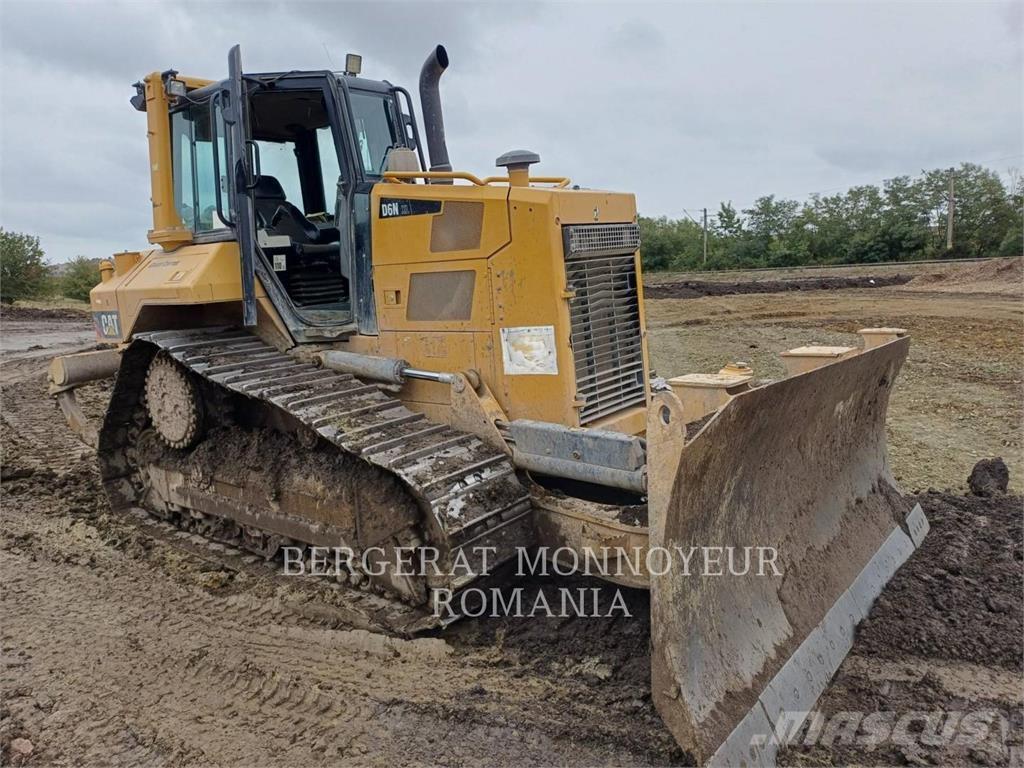 CAT D6NXL Crawler dozers