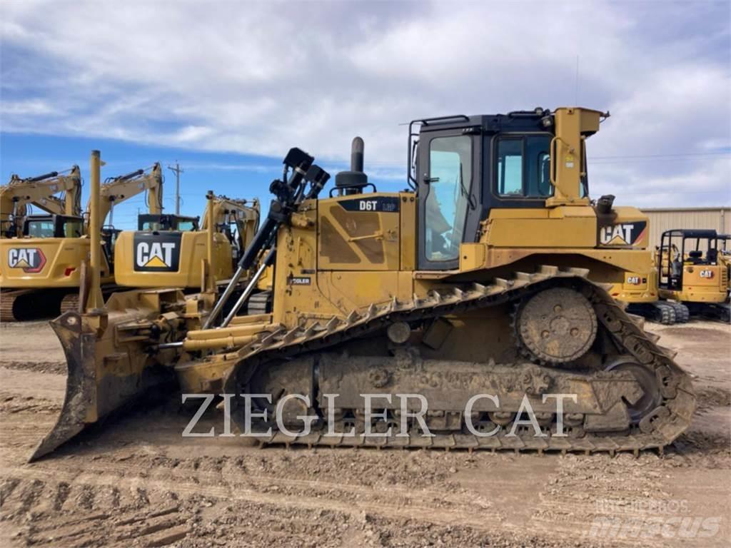 CAT D6T Crawler dozers
