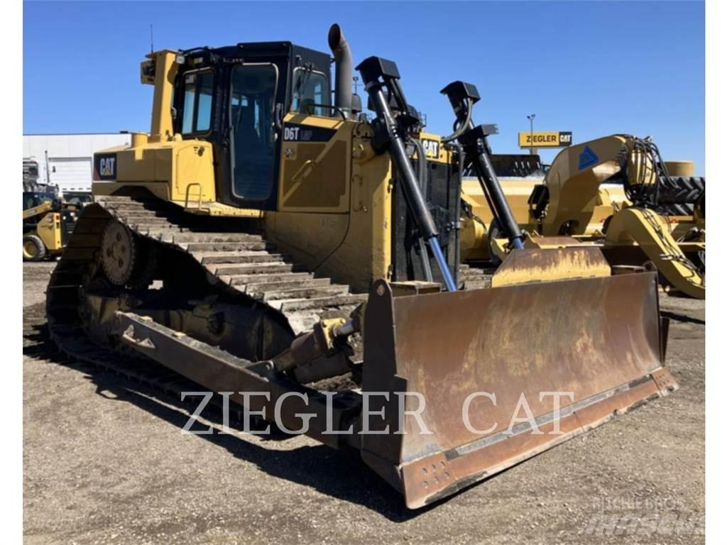 CAT D6T Crawler dozers