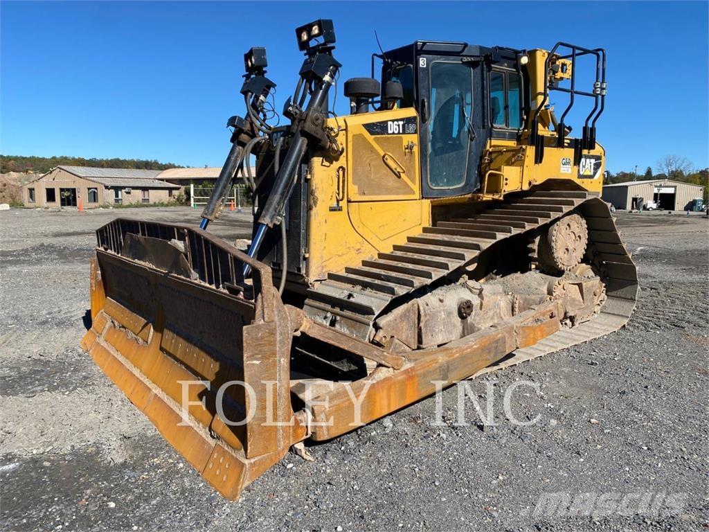 CAT D6T Crawler dozers