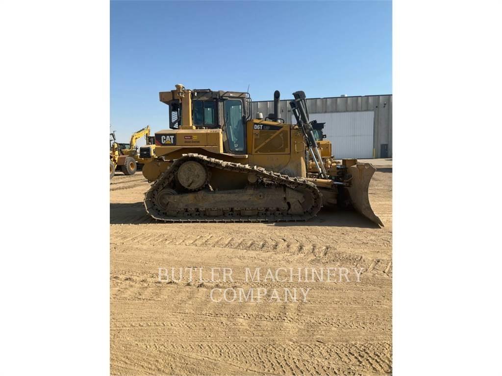 CAT D6TVP Crawler dozers