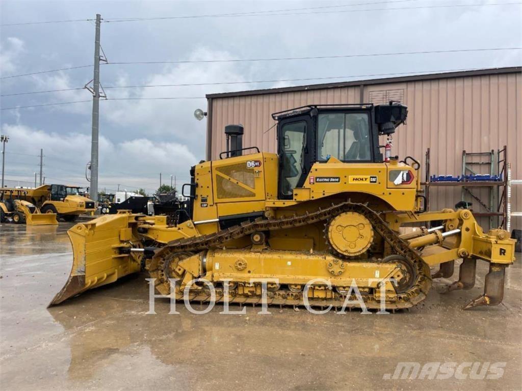 CAT D6XELGPVP3 Skid steer loaders