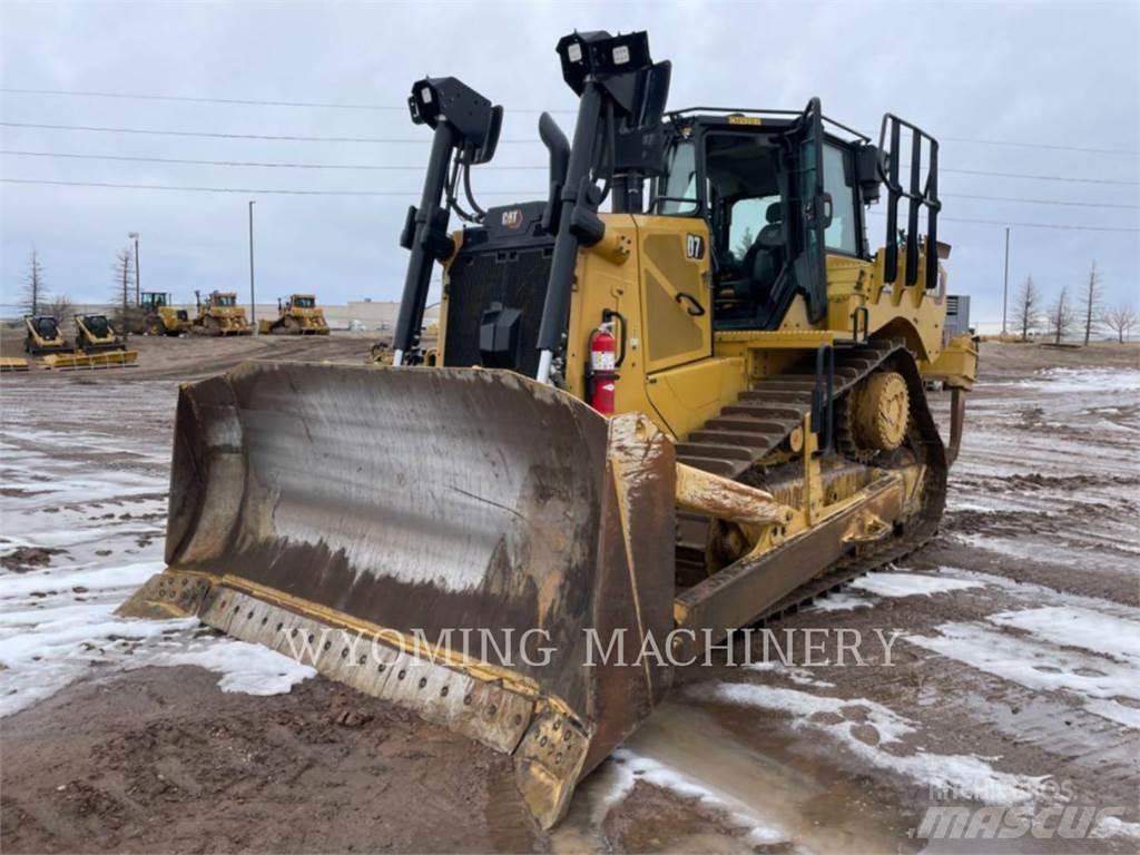 CAT D7 Crawler dozers
