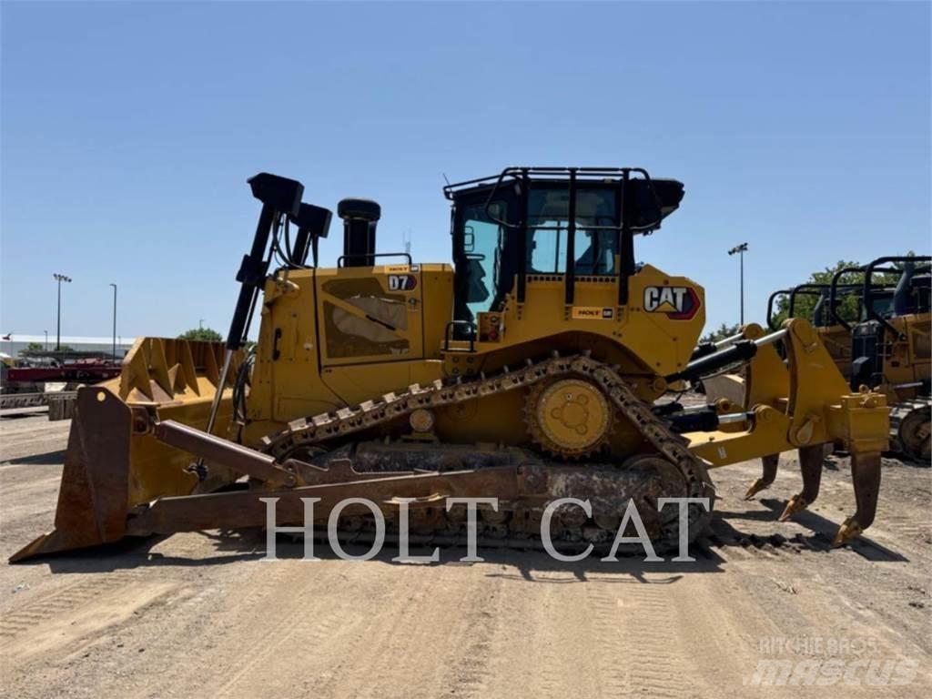 CAT D7 Crawler dozers