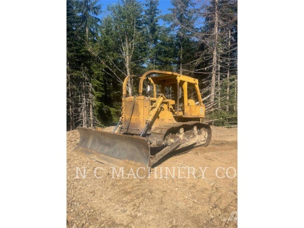 CAT D7G Crawler dozers