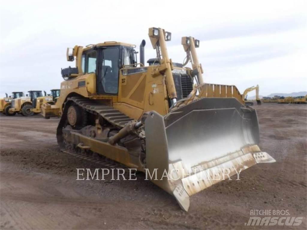 CAT D8T Crawler dozers