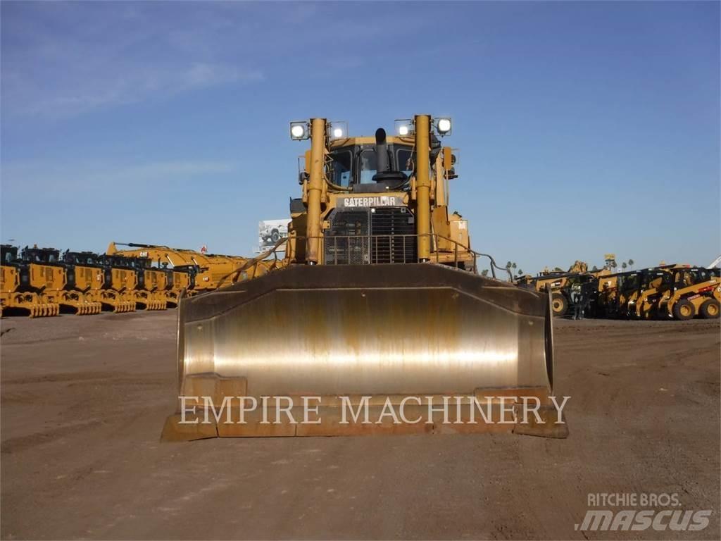CAT D8T Crawler dozers