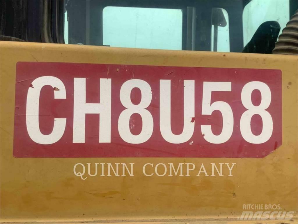 CAT D8T Crawler dozers