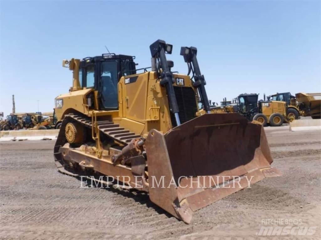 CAT D8T Crawler dozers