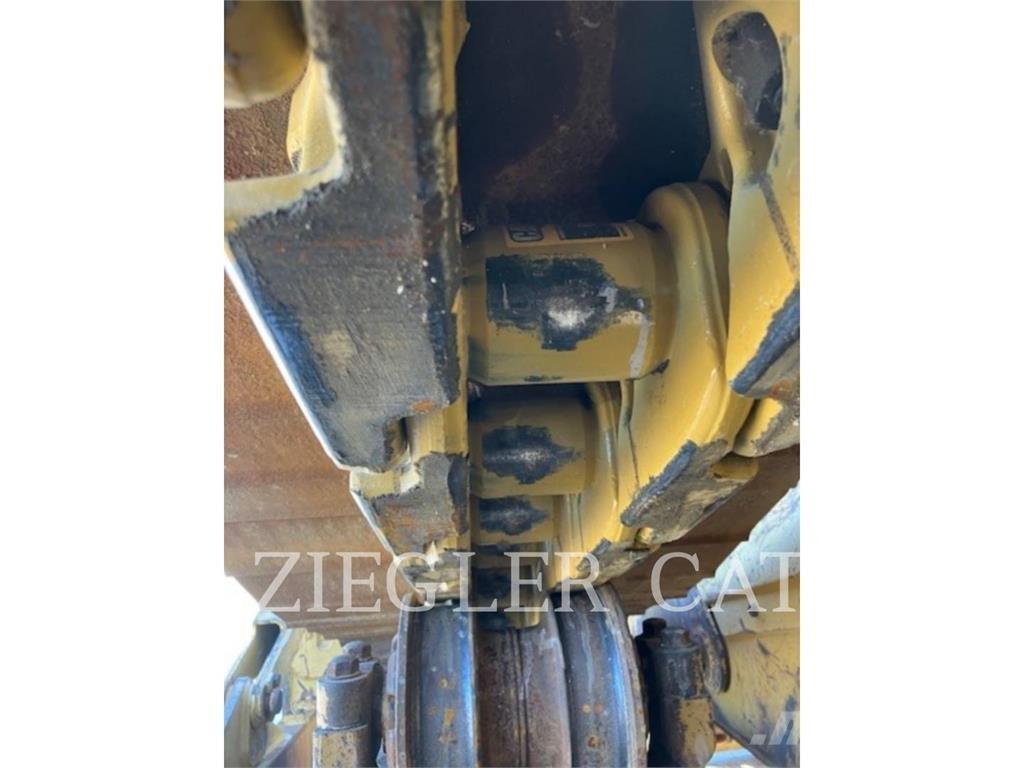 CAT D8TLGP Crawler dozers