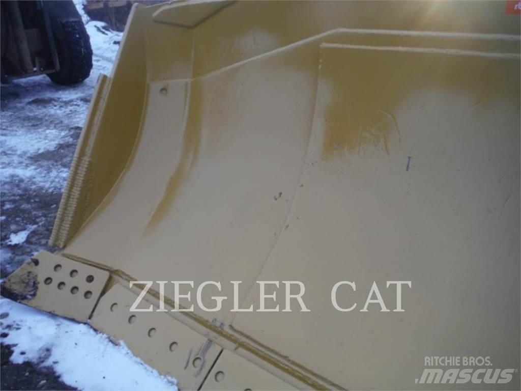 CAT D9TSUBLADE Blades