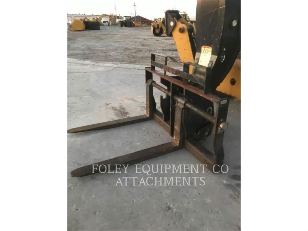 CAT FKTHT60W Telescopic handlers