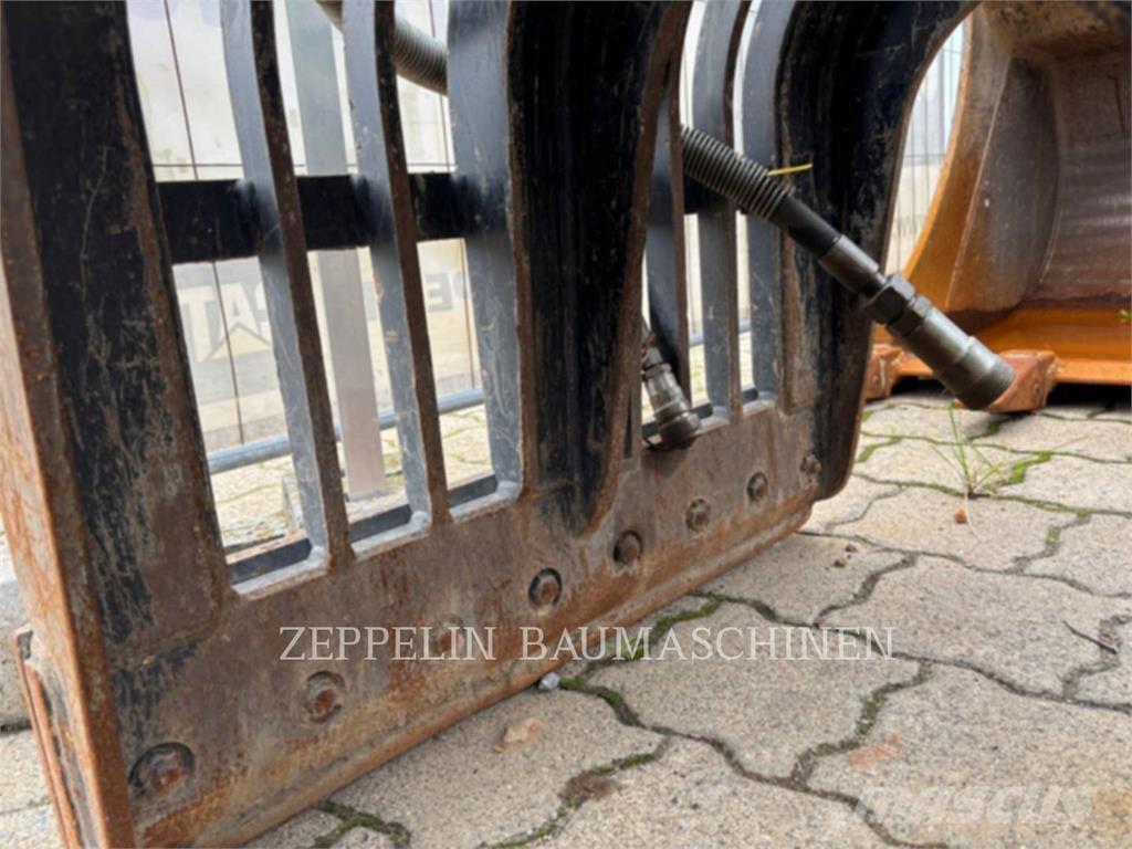 CAT G314-D Grapples