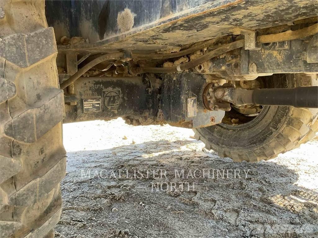 CAT M316C Wheeled excavators