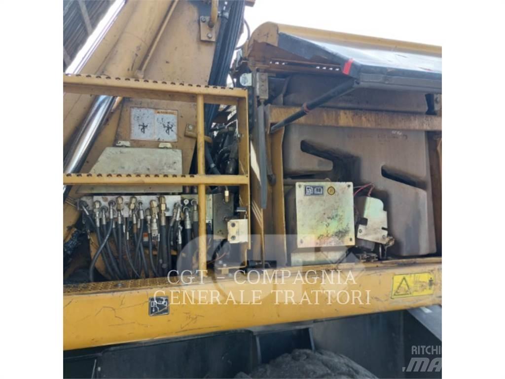 CAT M318C Wheeled excavators