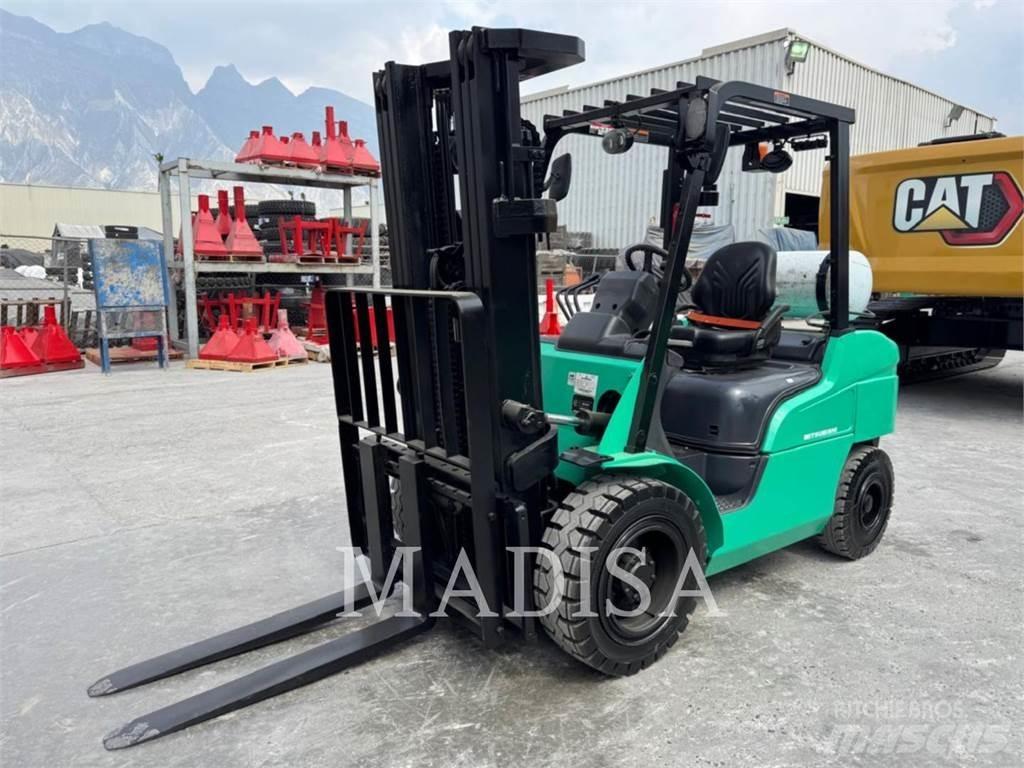 CAT MITSUBISHI FG30N-LP Other