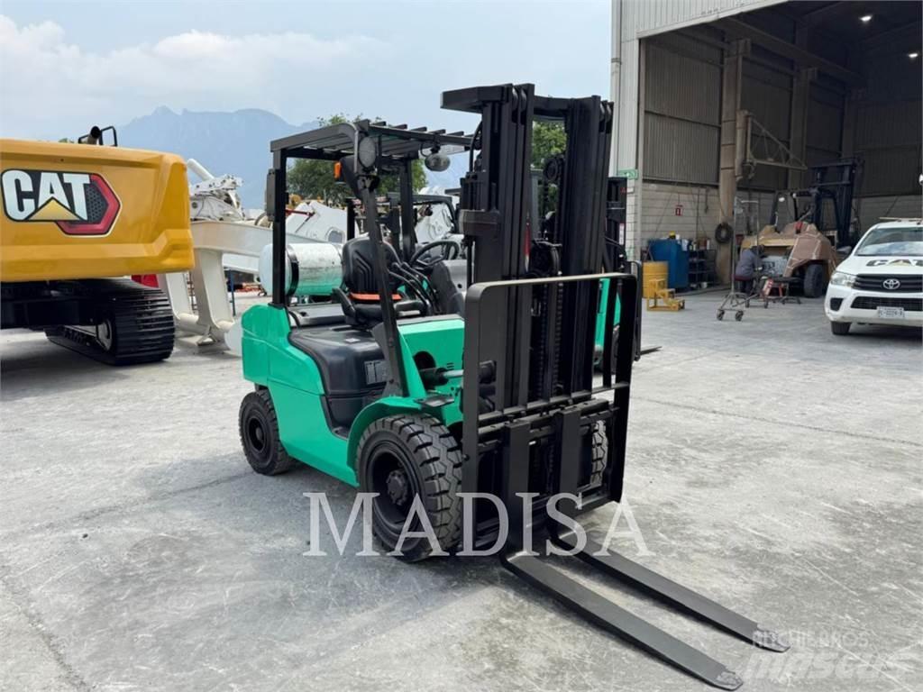 CAT MITSUBISHI FG30N-LP Other