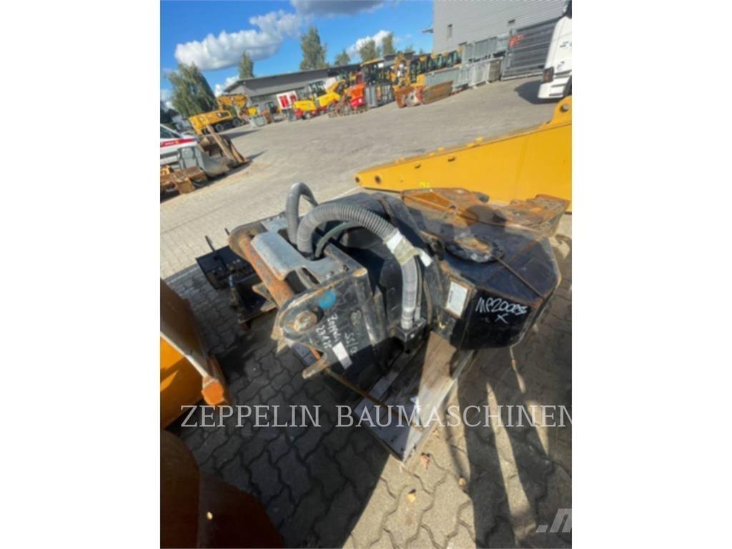 CAT MP318 Crushers