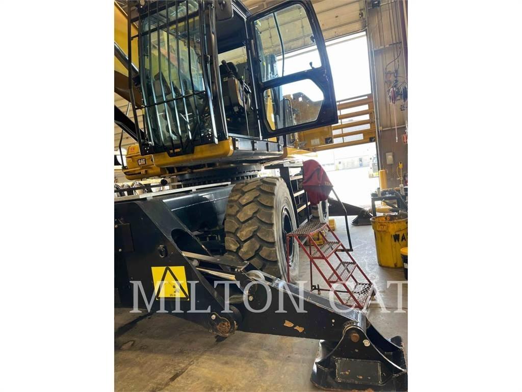 CAT MULTIDOCKER CH600 Demolition excavators