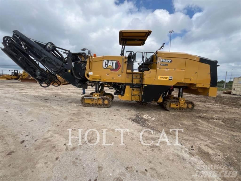 CAT PM822 Asphalt recycling