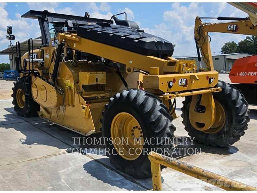 CAT RM400 Asphalt recycling