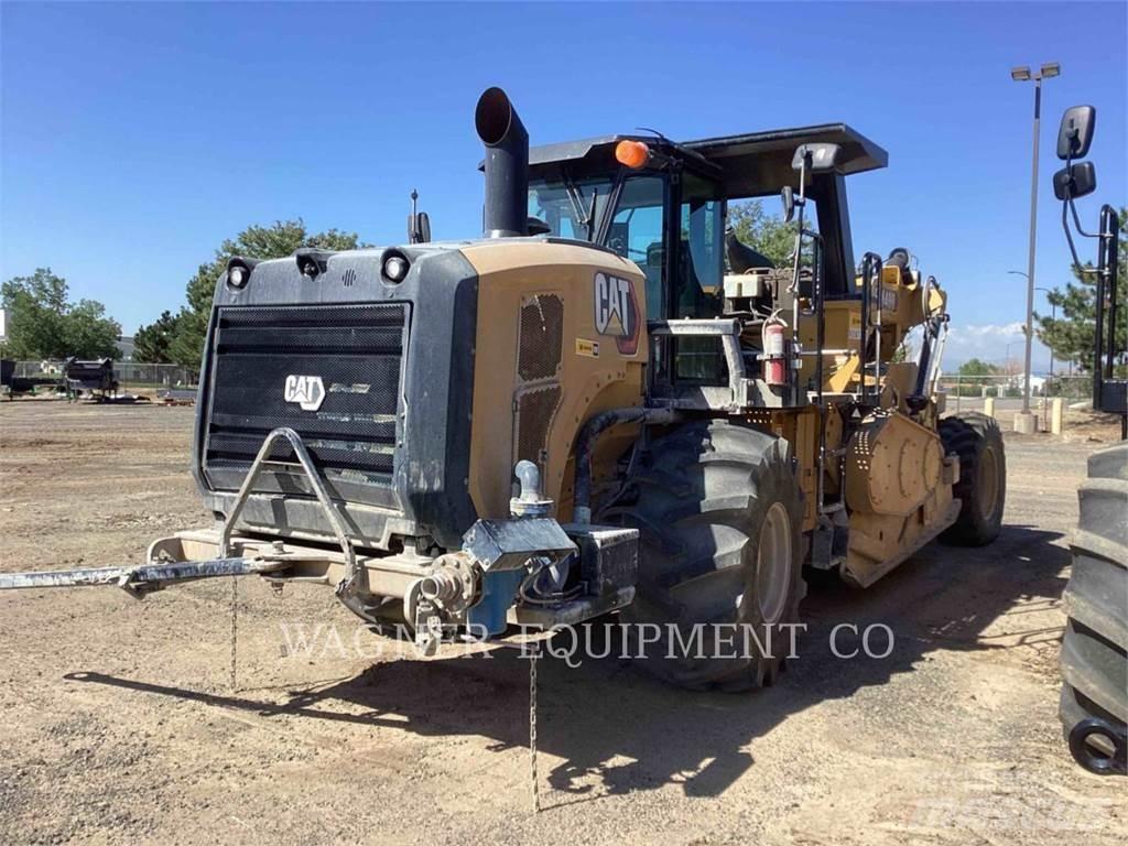 CAT RM400 Asphalt recycling