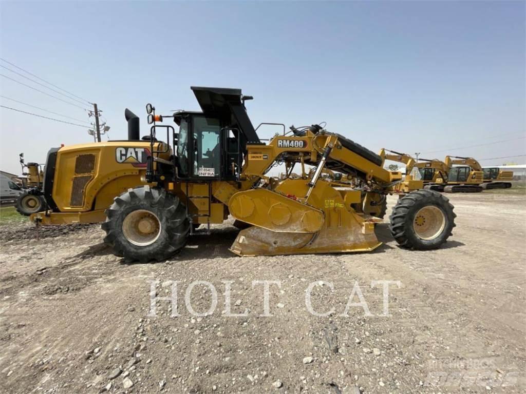CAT RM400 CAB Asphalt recycling
