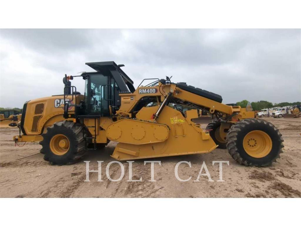 CAT RM400 CAB Asphalt recycling