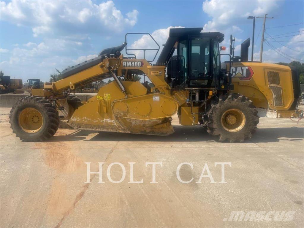 CAT RM400 CAB Asphalt recycling