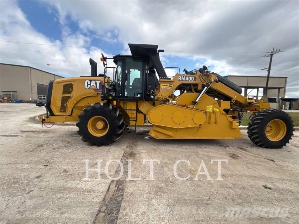 CAT RM400 CAB Asphalt recycling