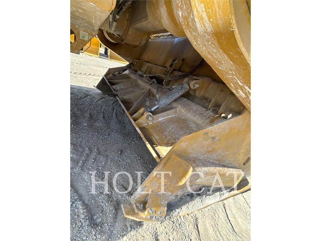 CAT RM500B CAB Asphalt recycling