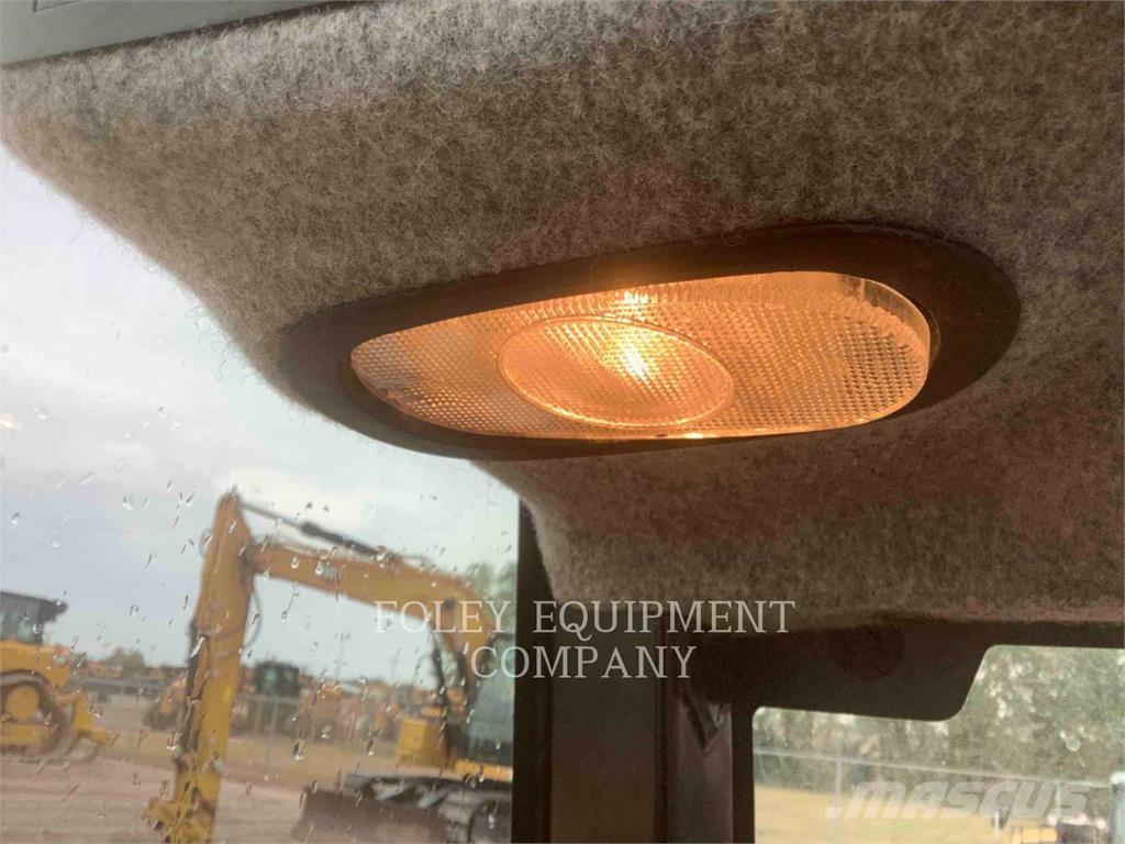 CAT TH255CC Telescopic handlers