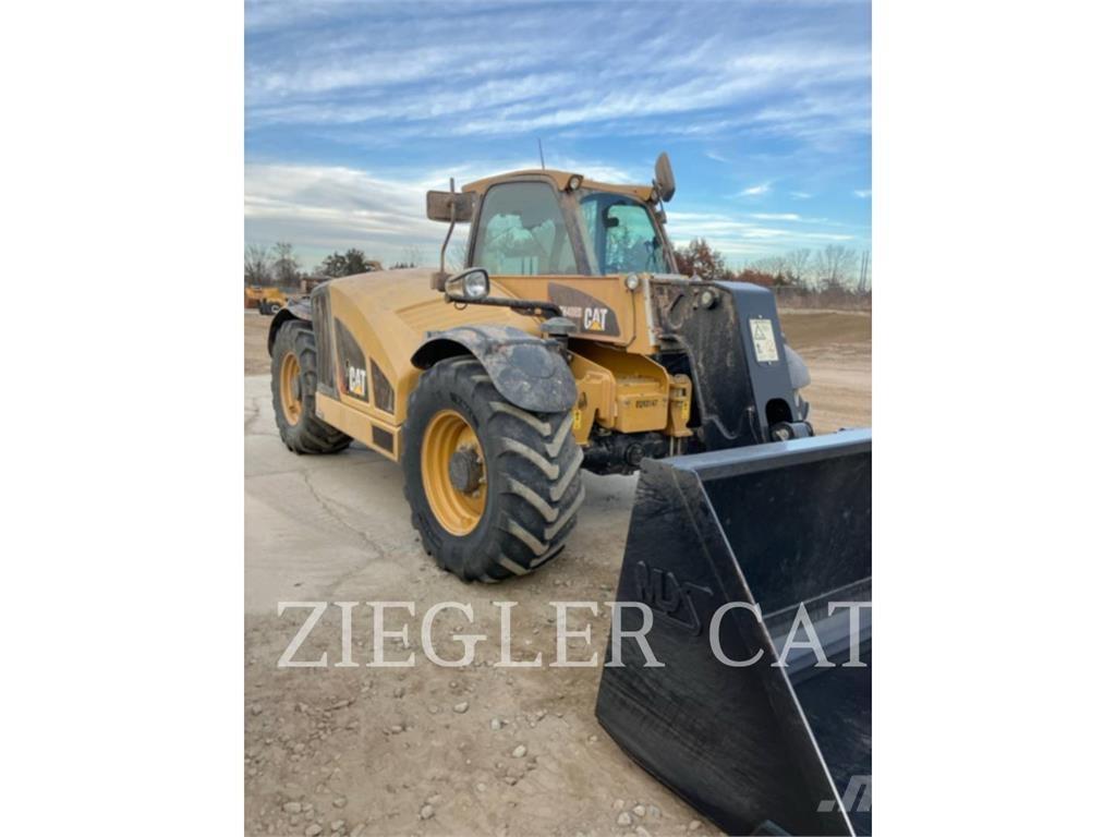 CAT TH408D Telescopic handlers