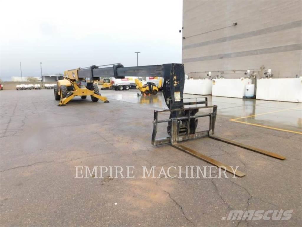 CAT TL1055D Telescopic handlers