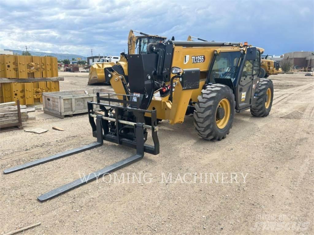 CAT TL1255 Telescopic handlers