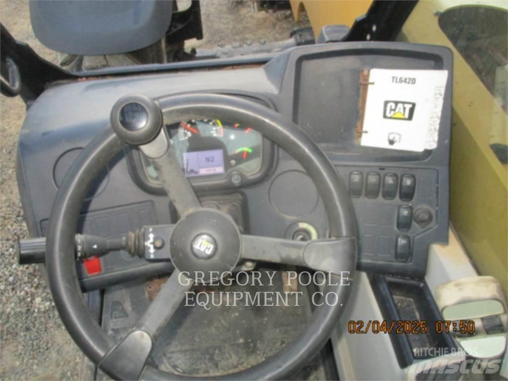 CAT TL642D Telescopic handlers