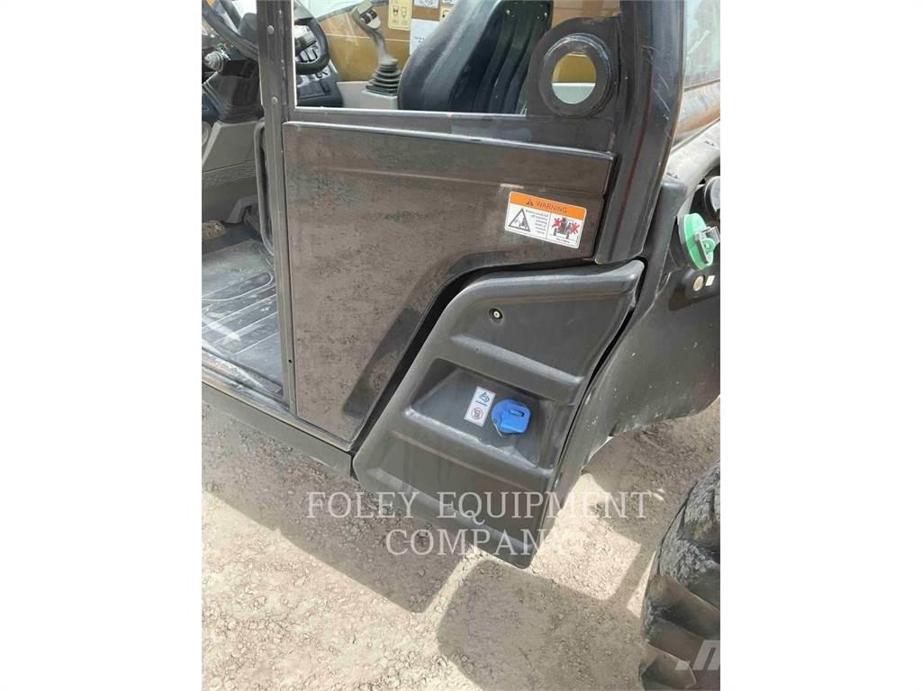 CAT TL642DO Telescopic handlers