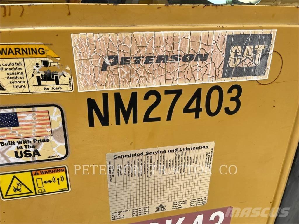 CAT TL943 Telescopic handlers