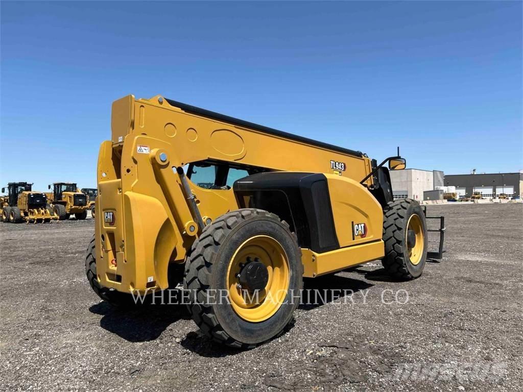 CAT TL943 CB Telescopic handlers