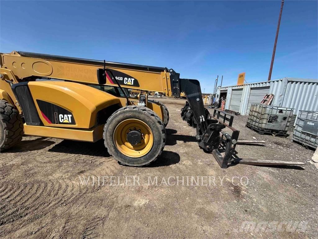 CAT TL943D CB Telescopic handlers