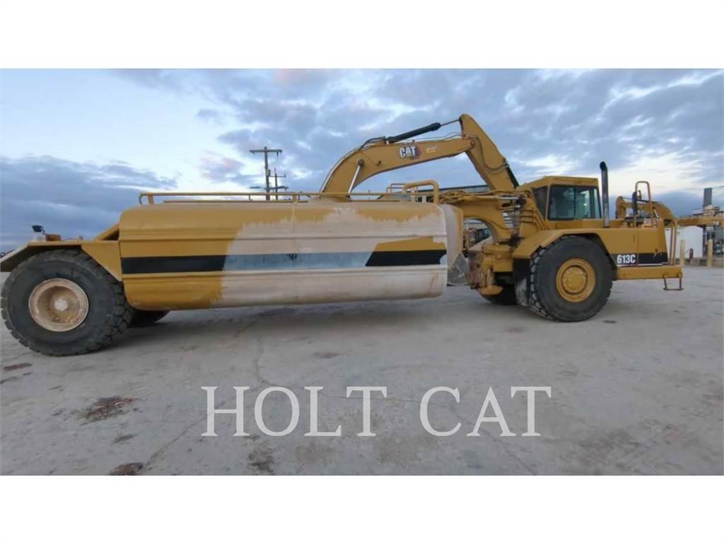 CAT W00 613C Tanker trucks