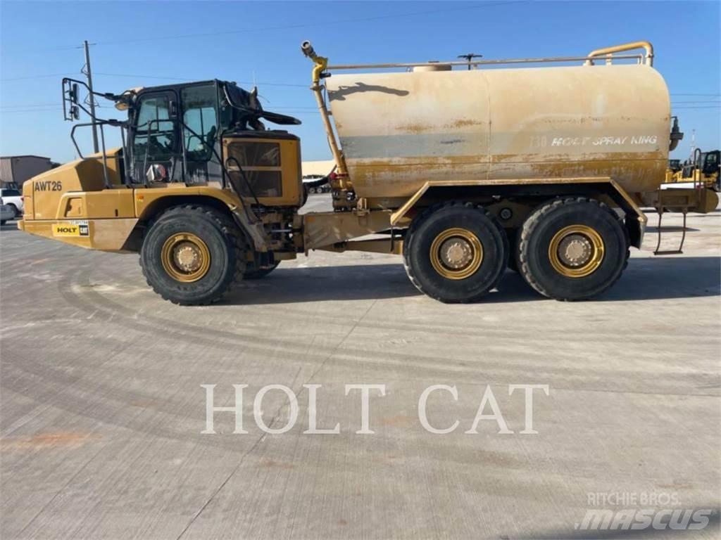 CAT W00 730 Tanker trucks