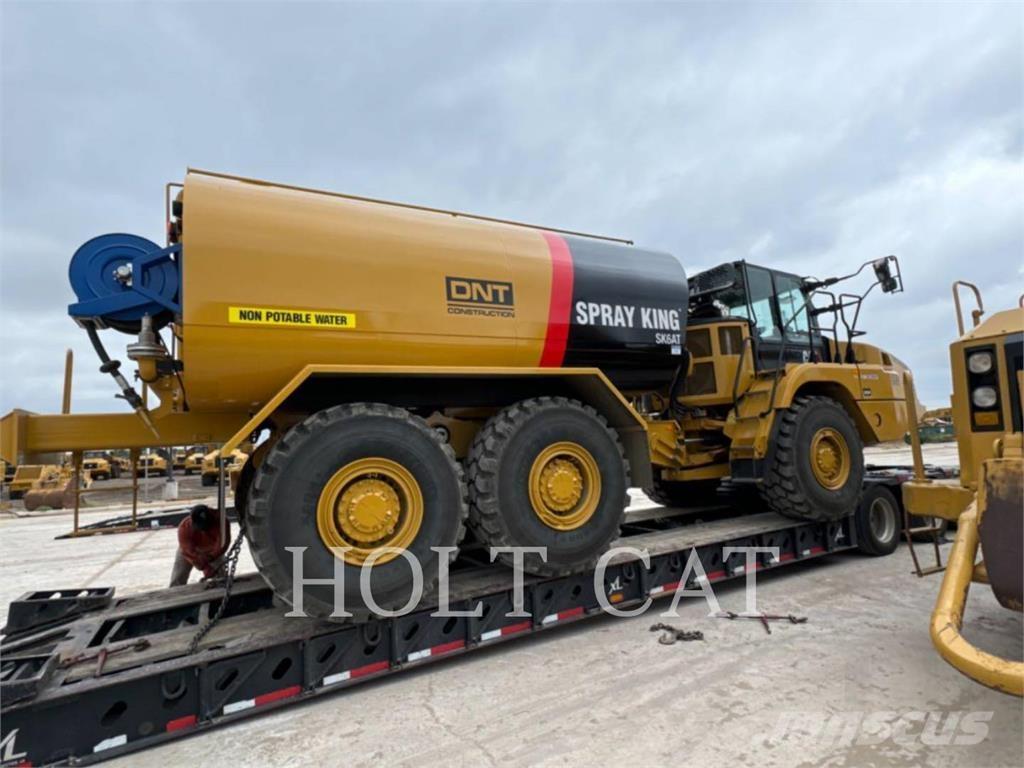 CAT W00 730 Articulated Haulers
