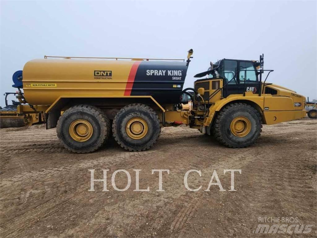CAT W00 740 Tanker trucks